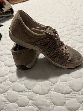 Dansko Women's Lace-Up Athletic Shoes in Taupe and Rust